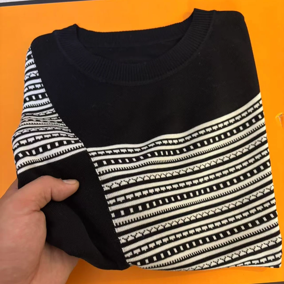 《不晓得》新款夏季圆领飞袖针织短袖女