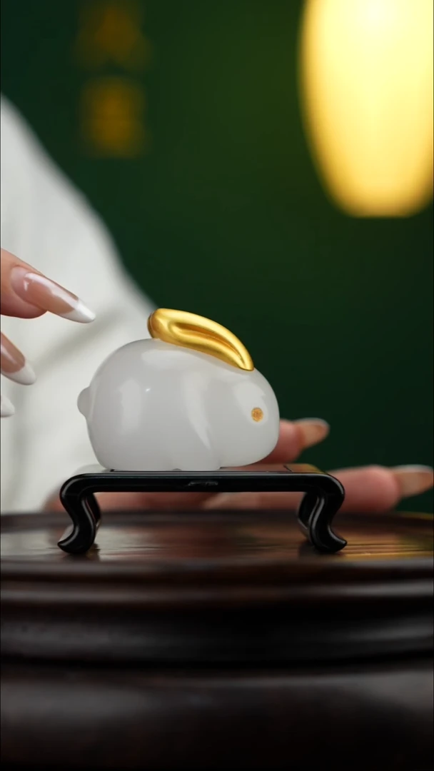 玉【玉兔呈祥】天然玉石摆件