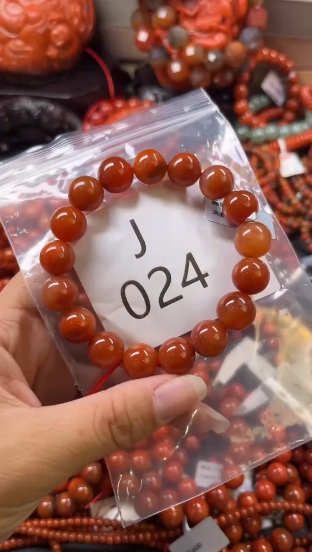 未镶嵌南红玛瑙珠宝奇石J024-11