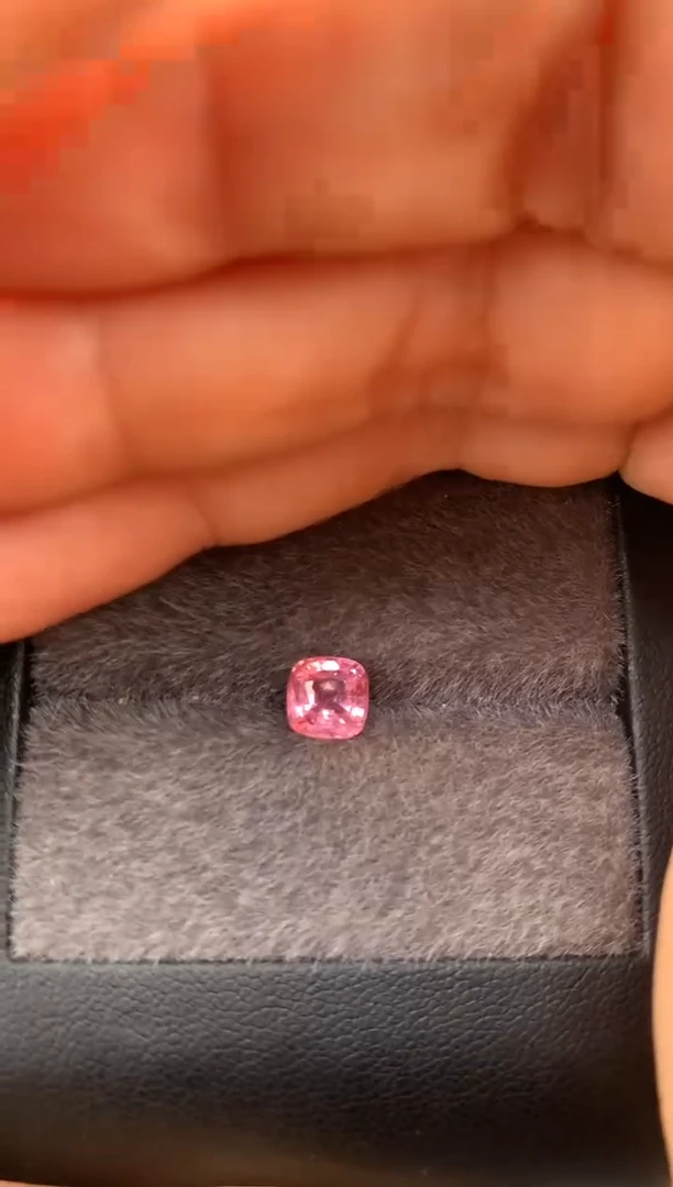 定制尖晶石裸石未镶嵌枕型 粉色调 1.17ct