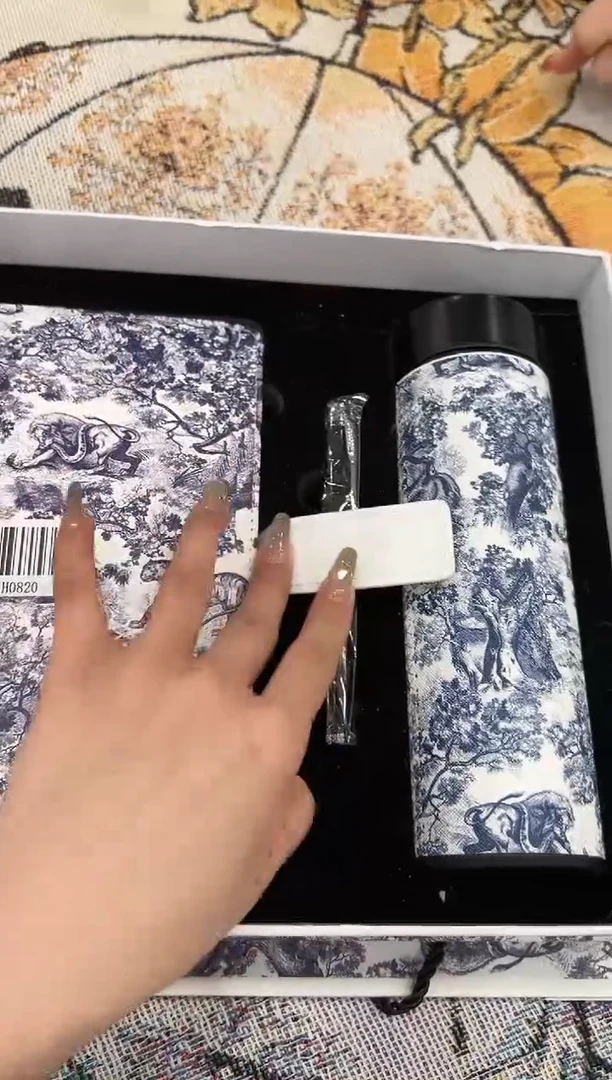 【闪购商品】杯H820--------------