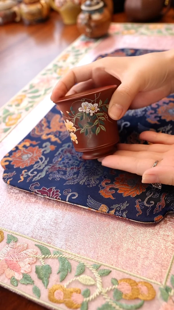 宜兴紫砂大红袍高足杯 繁花