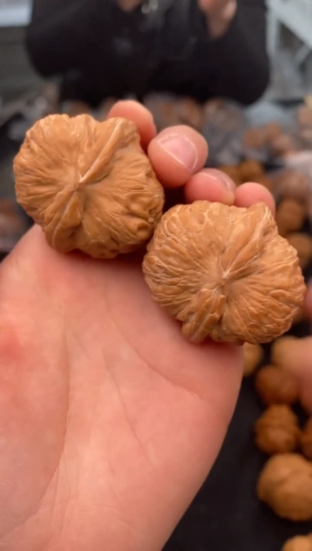 【闪购商品】文玩核桃把件元宝38-u507