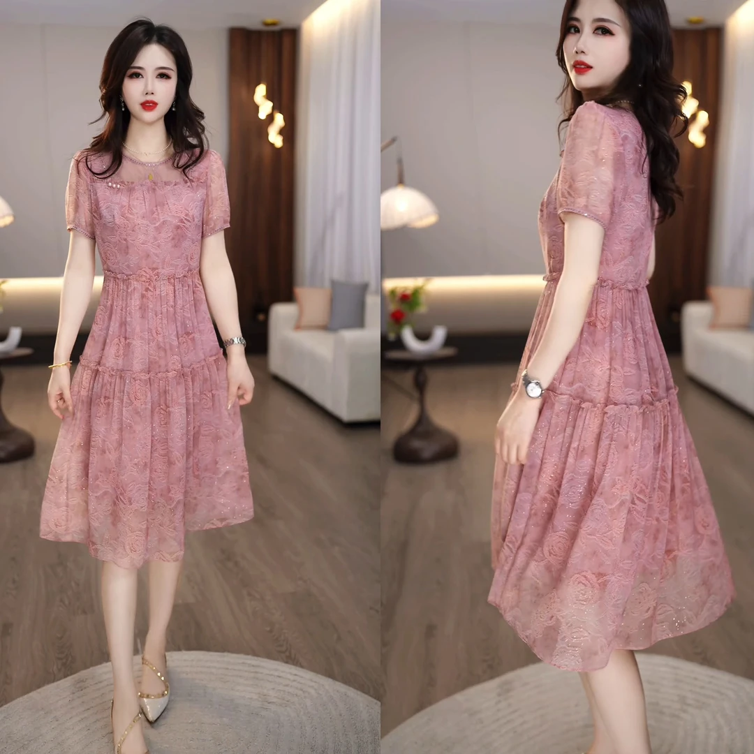 2025夏季新款粉色蕾丝气质活力减龄遮肉洋气宽松女士连衣裙M-4XL