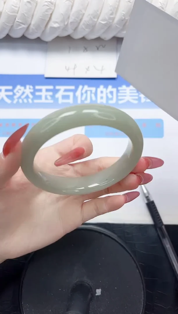 石英质玉手镯未镶嵌170-60