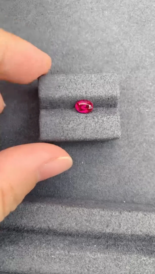 裸石红宝石1ct鸽血红  GE