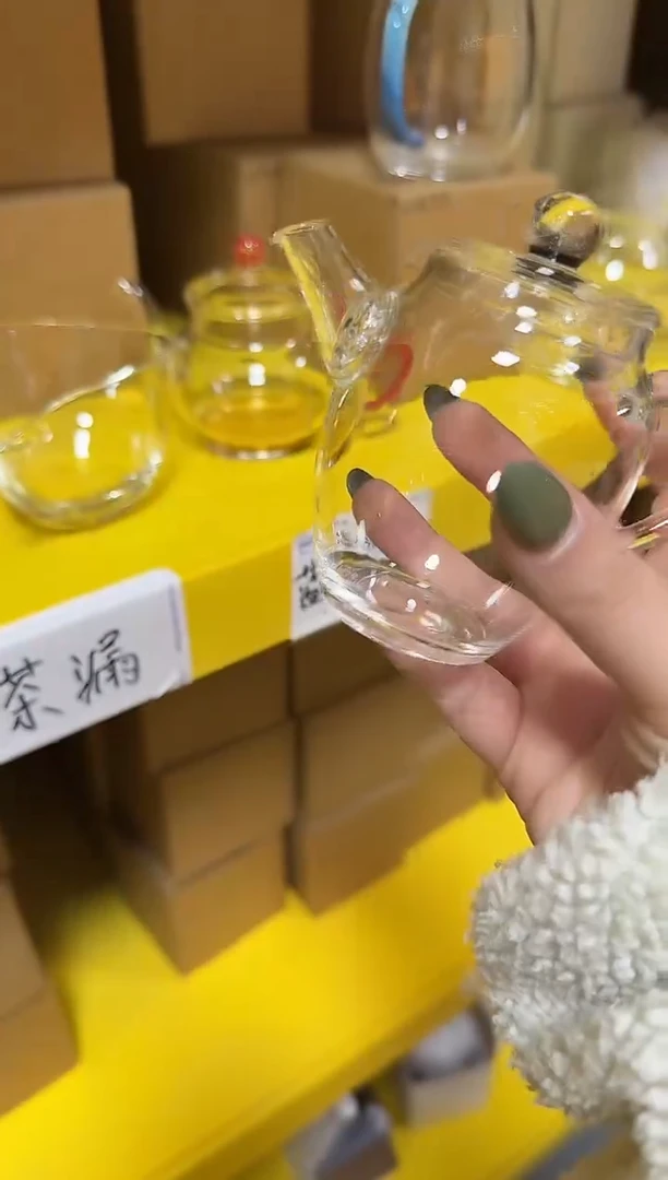 白色精致星空小壶
