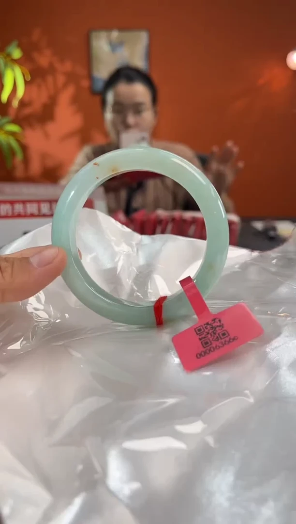 未镶嵌手镯翡翠翡翠手镯