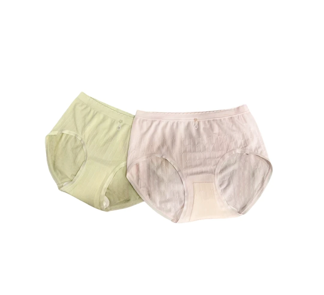 B 703 腰间小花装饰  纯色 舒适  （一包五条  颜色随机）内裤