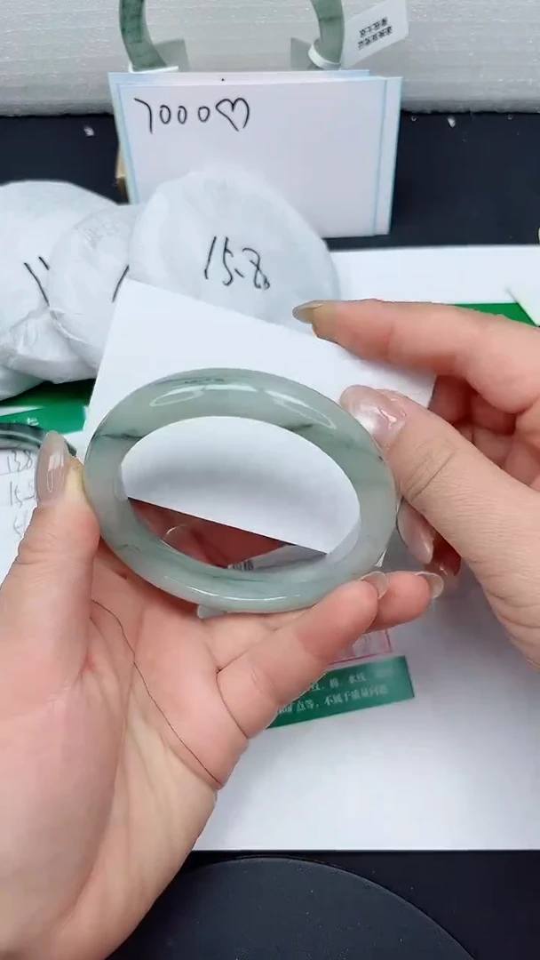未镶嵌手镯石英质玉139-58/59