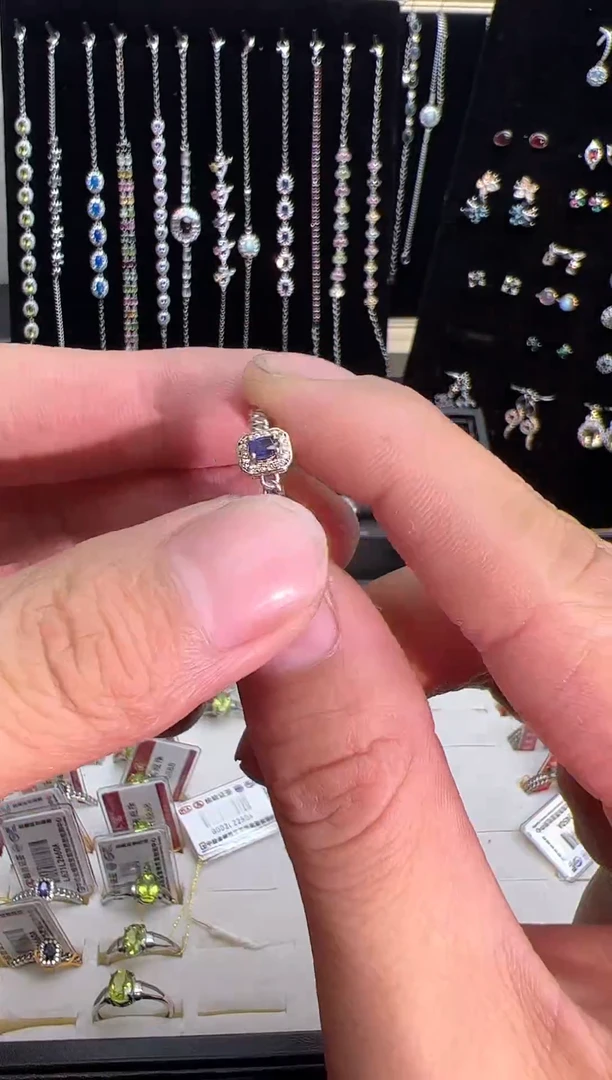 【闪购商品】蓝宝石戒指银S925镶嵌0000