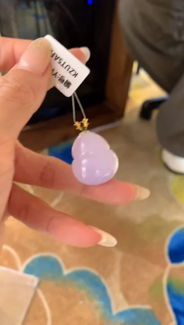 【闪购商品】翡翠颈饰18K金镶嵌葫芦