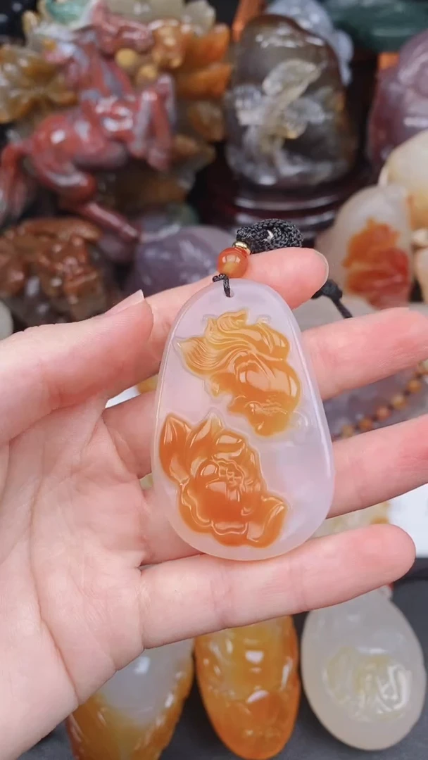 未镶嵌颈饰玛瑙/玉髓AA