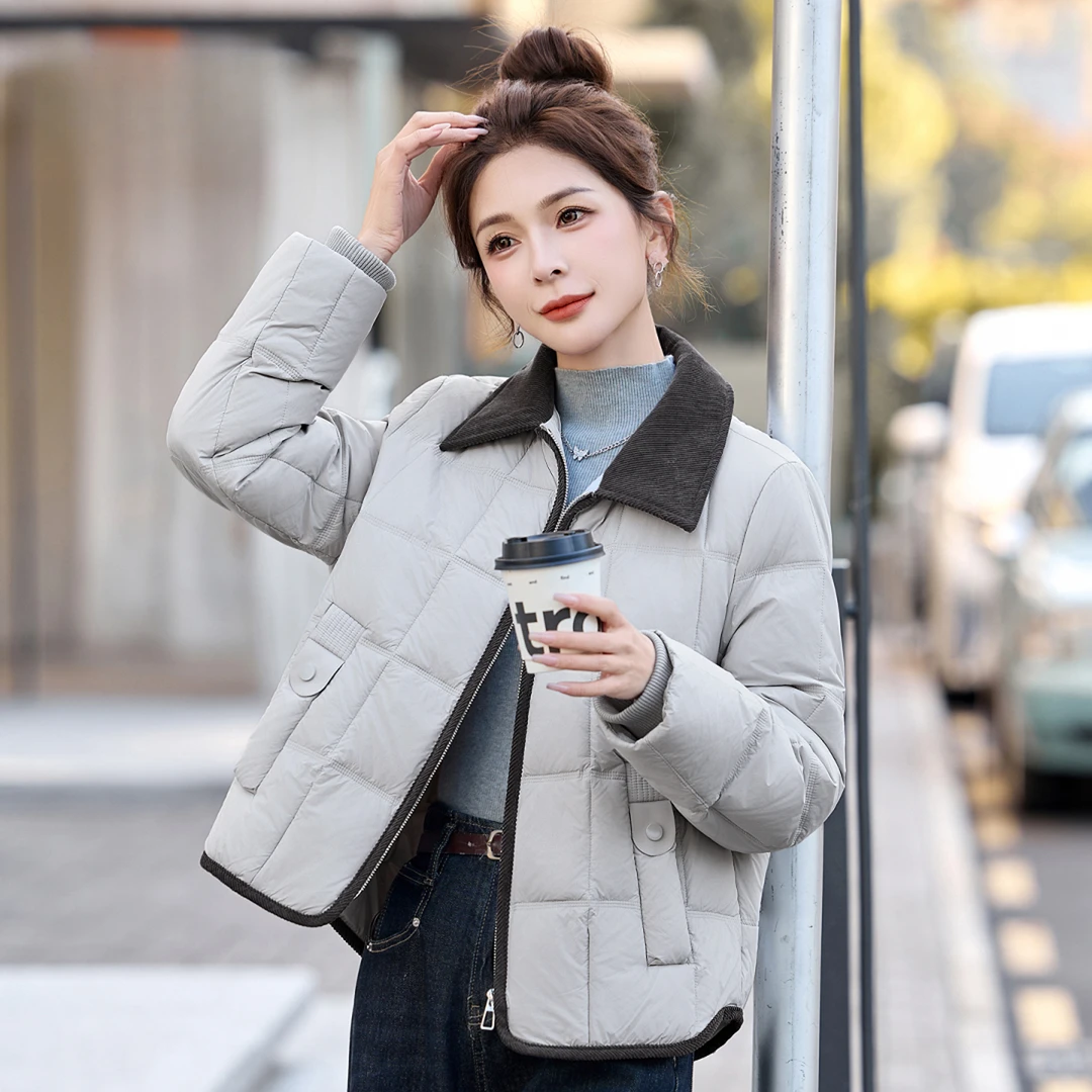 时尚短款拼接翻领羽绒服女2025年冬装新款宽松大码保暖白鸭绒外套