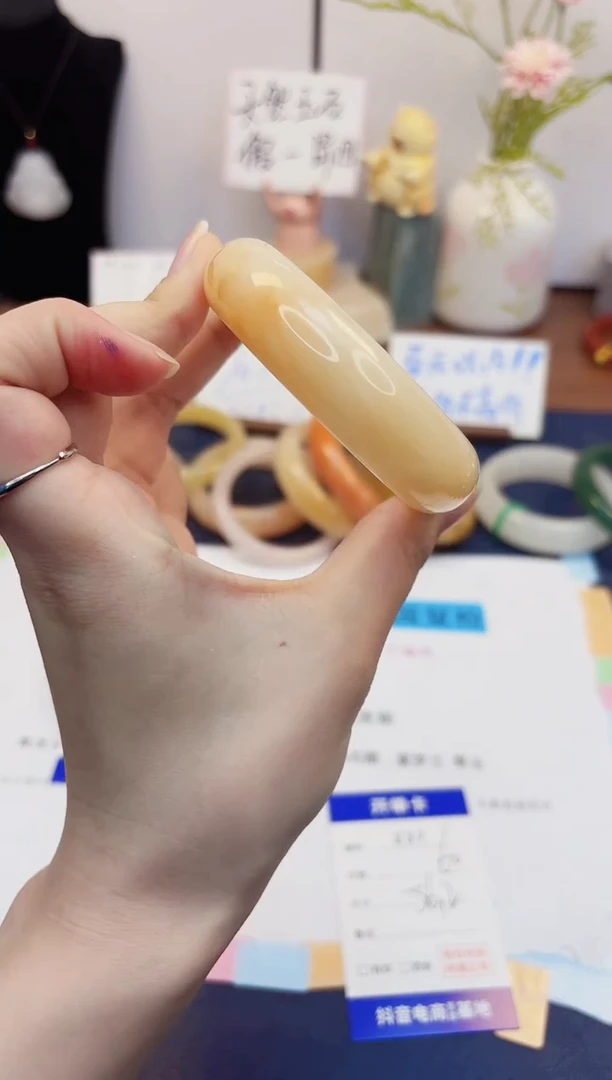 【闪购商品】石英质玉手镯未镶嵌237-财气镯-圈口55