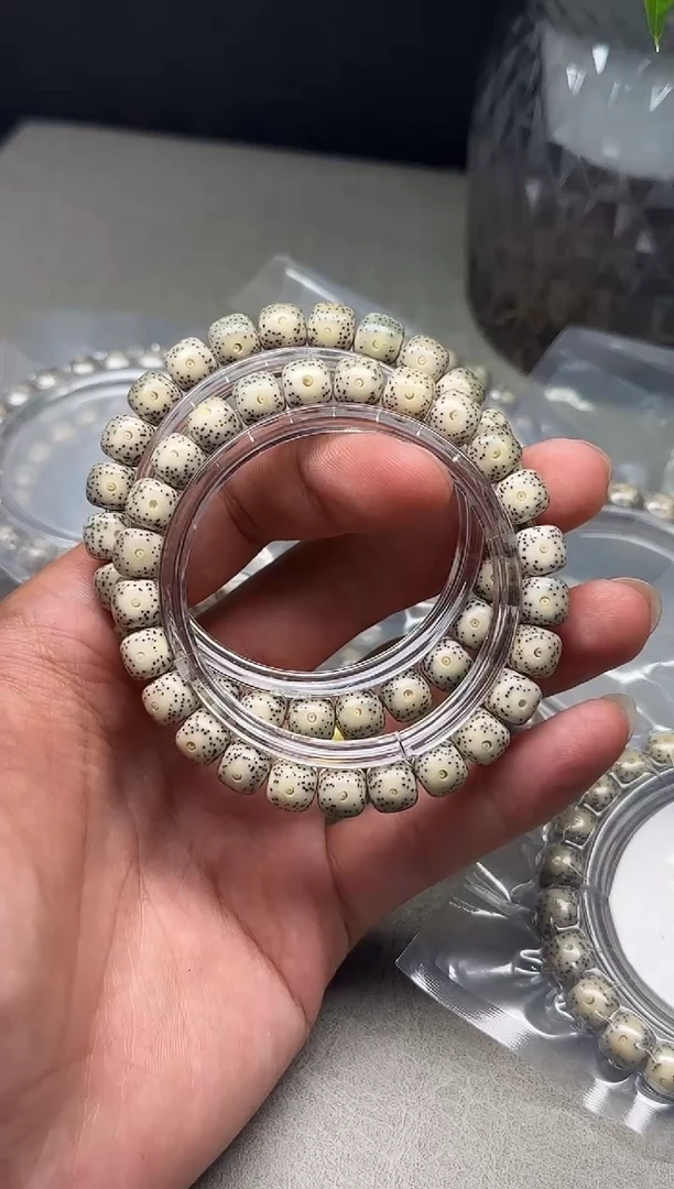 星月菩提手串高瓷A01糯冰料 正月同枝果9*8