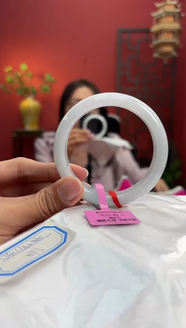 未镶嵌手镯翡翠翡翠手镯18