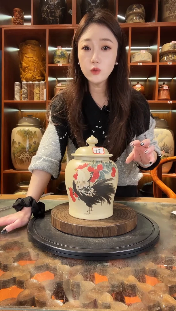 罐李正龙作品白泥小茶罐@19