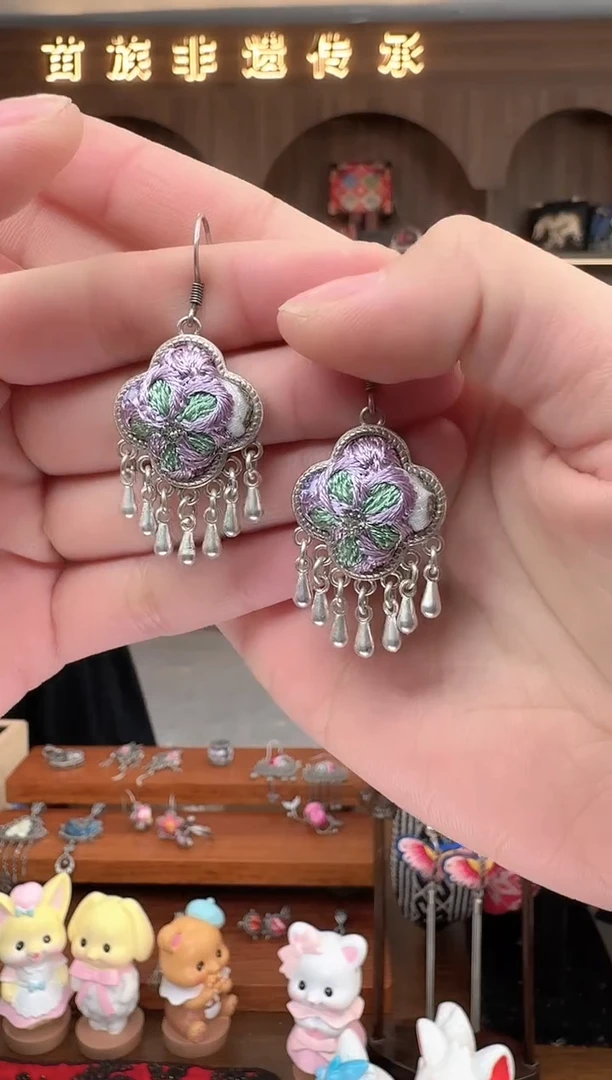 【闪购商品】织绣扶光苗绣传承27