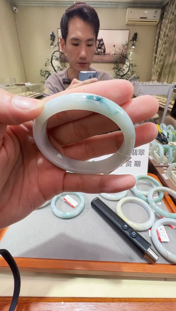 纯天然缅甸A货翡翠贵妃手镯55-56mm-9084号