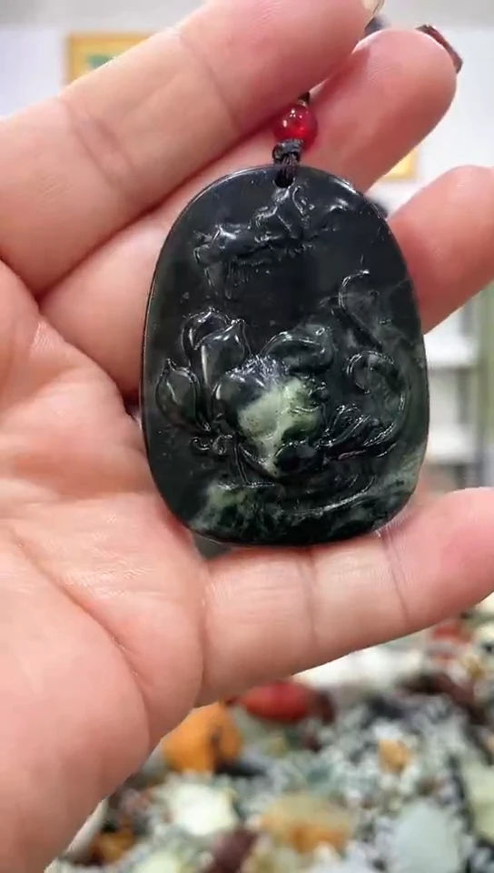 未镶嵌岫玉挂件