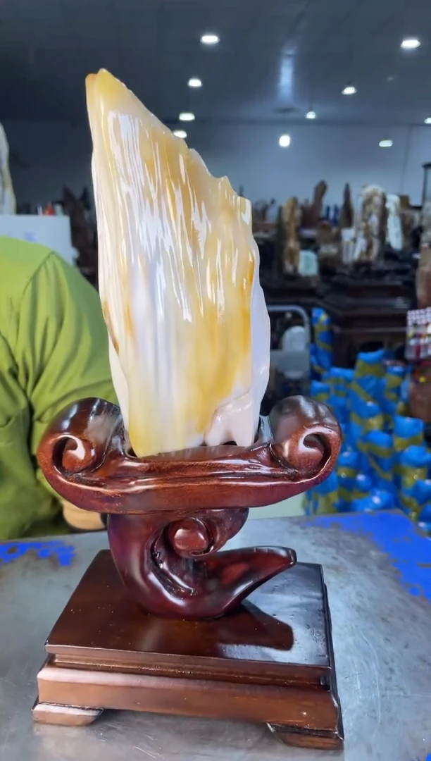 未镶嵌摆件硅化玉42