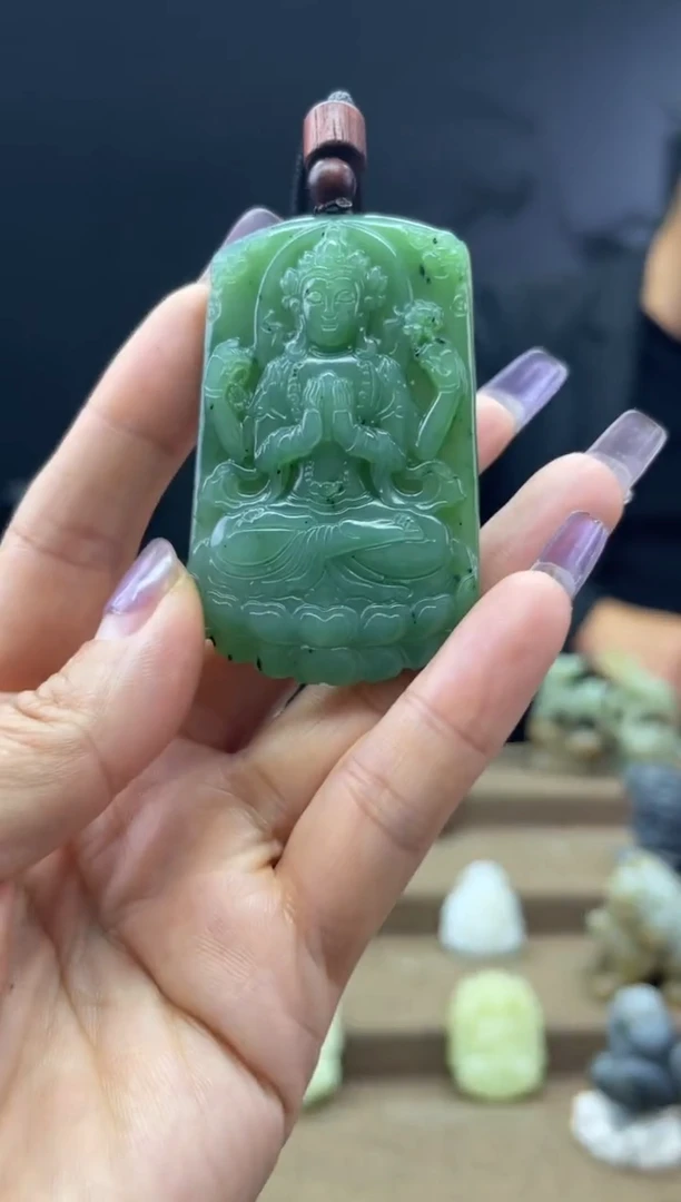 颈饰未镶嵌和田玉1