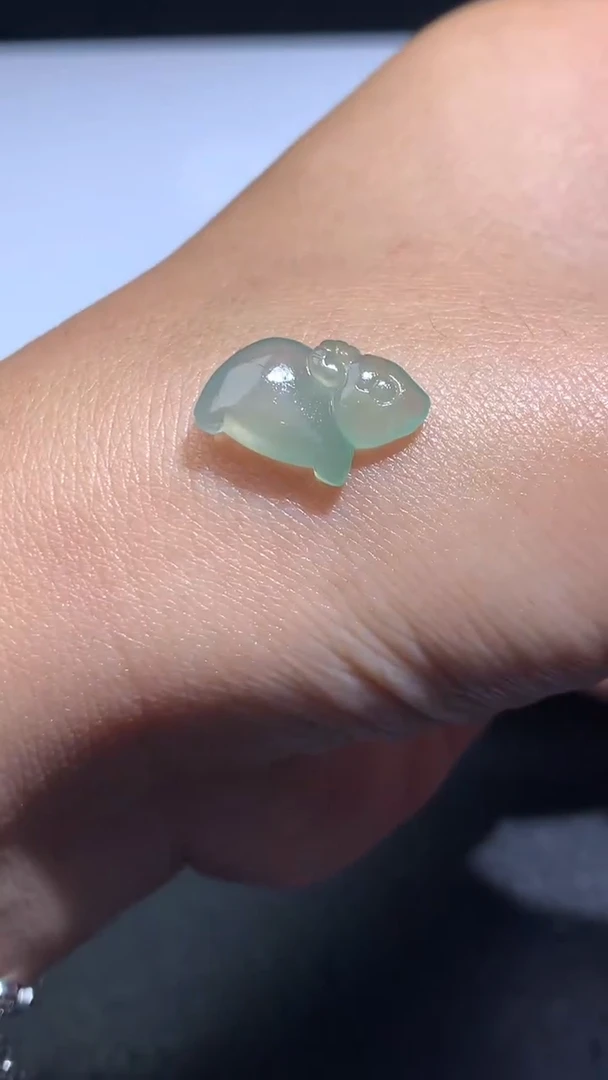 未镶嵌定制翡翠毛货