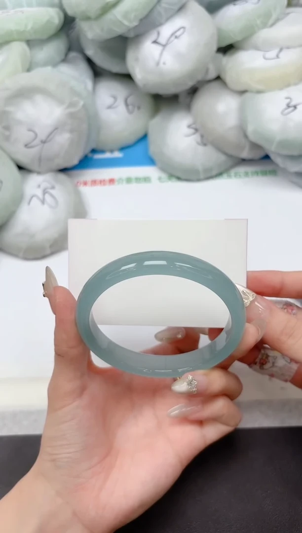 未镶嵌手镯石英质玉231-63.6