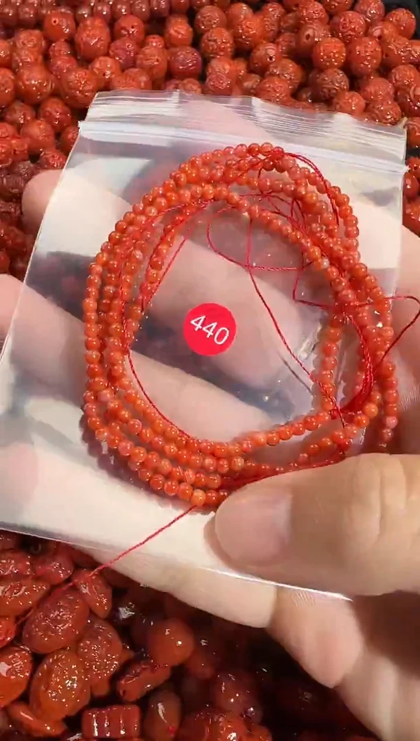 颈饰未镶嵌南红玛瑙1