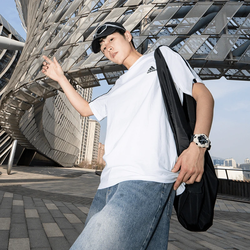 Adidas阿迪达斯男装上衣透气圆领休闲运动短袖T恤流光风IC9336