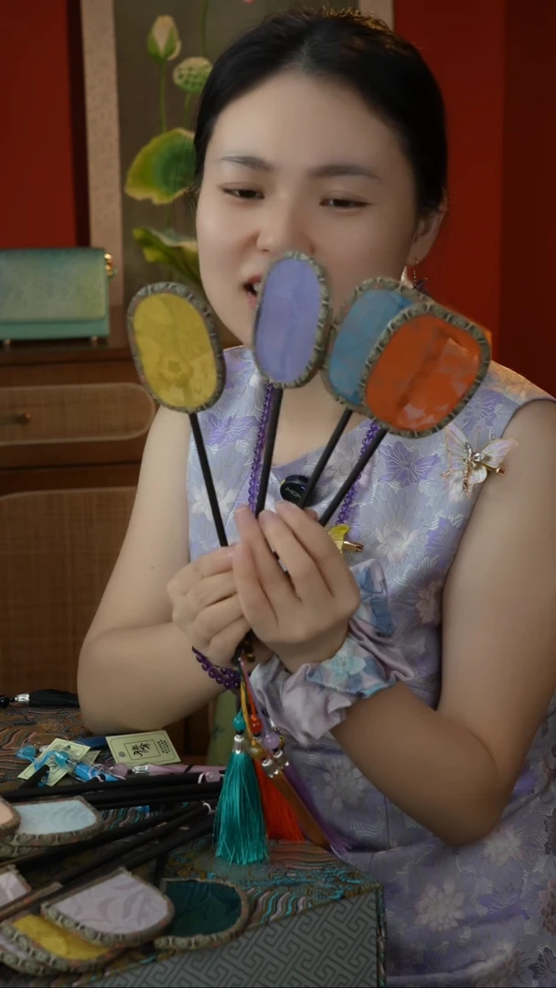 刺绣纯手工非遗国风饰品随机发一个