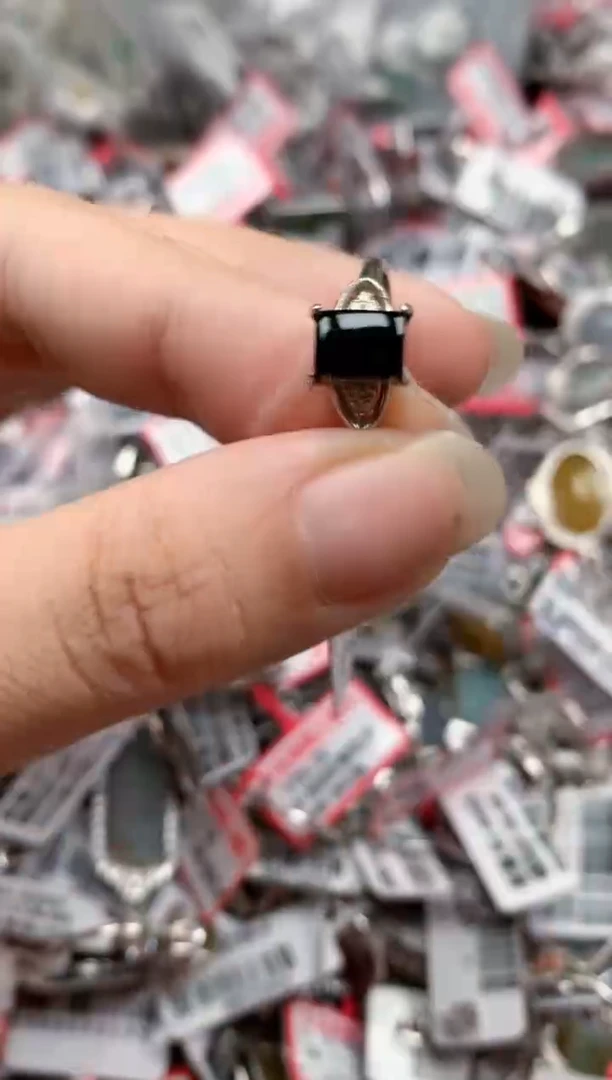 银S925镶嵌戒指翡翠天然A货缅甸翡翠