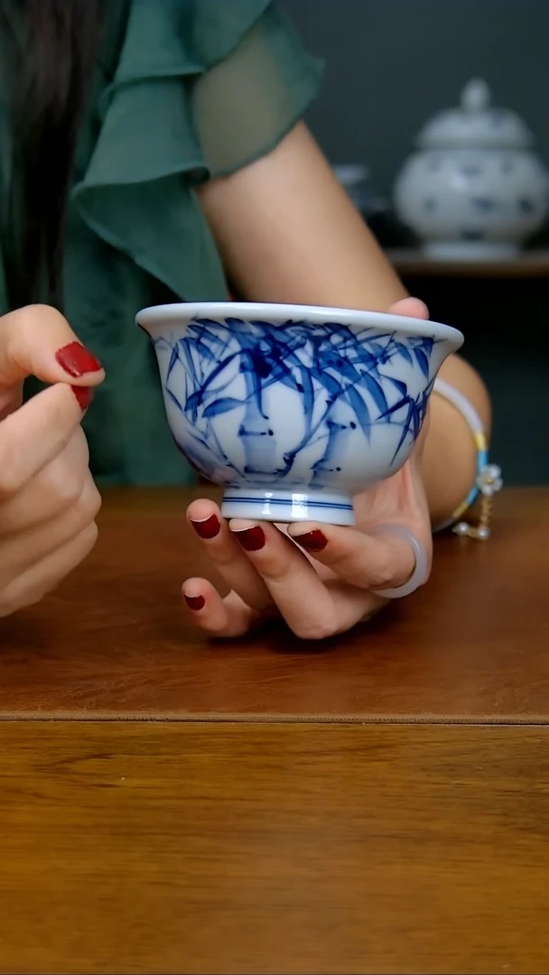 陶瓷写意竹子压手杯