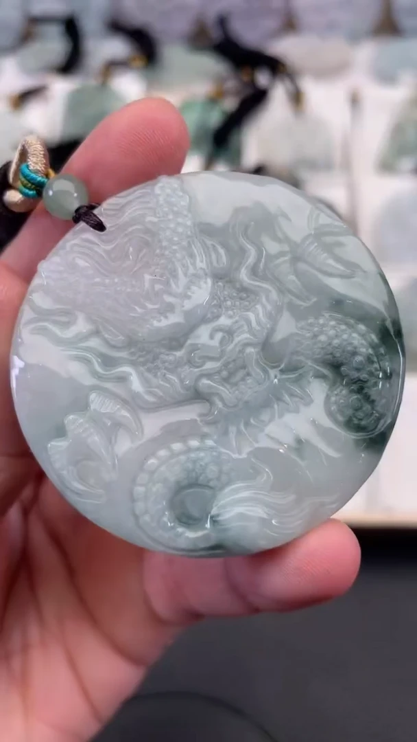 颈饰未镶嵌翡翠天然缅甸翡翠A货155