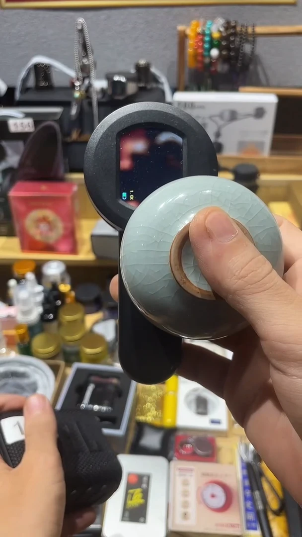 瓷片闪购商品 如图所示