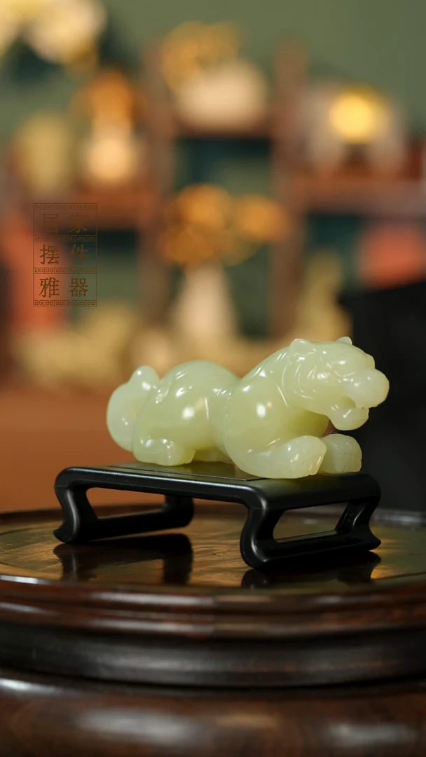 玉《虎虎生威》摆件