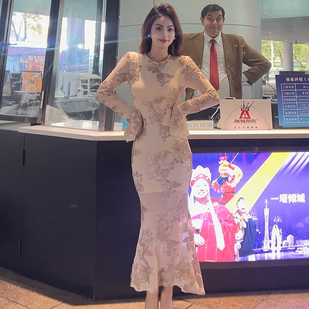 （新年战袍）立体花精致优雅鱼尾裙法式时尚气质长裙高级感满满裙子