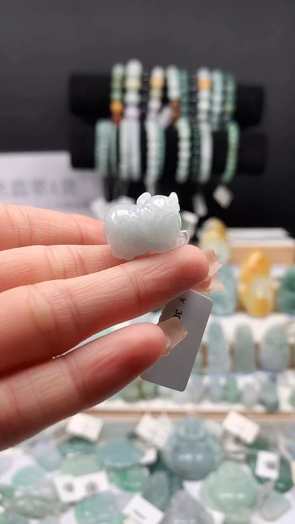 吊坠(不含链)未镶嵌翡翠110小猪