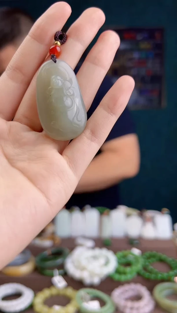 和田玉未镶嵌颈饰多样性发货 拍一单发一个