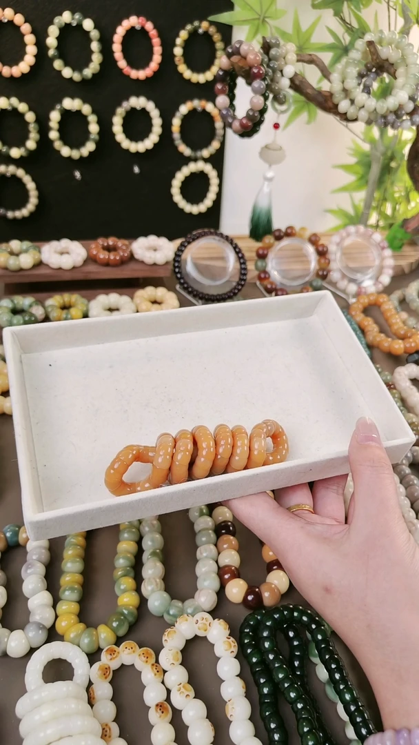 吊坠菩提根/象牙果风花色小肠（，默认微瑕）