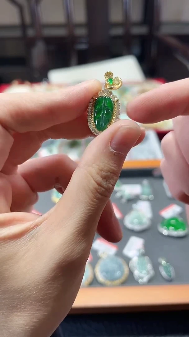 颈饰未镶嵌翡翠翡翠叶子吊坠
