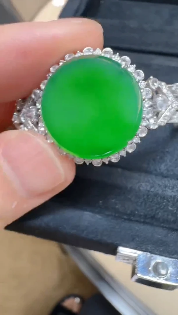 18K金镶嵌手链翡翠多样性团购发一件