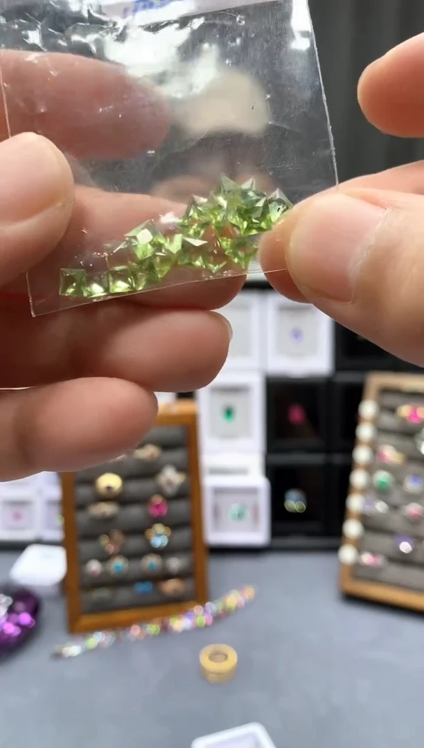 未镶嵌裸石橄榄石多样性发货一组10粒