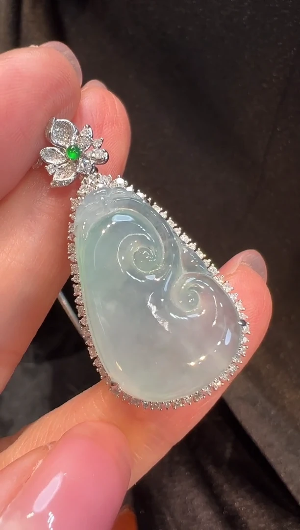 吊坠(不含链)18K金镶嵌翡翠L6