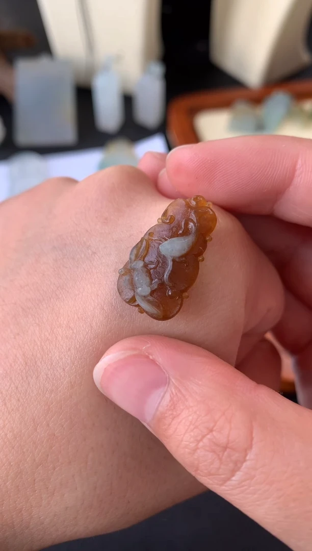 【闪购商品】定制翡翠未镶嵌翡翠