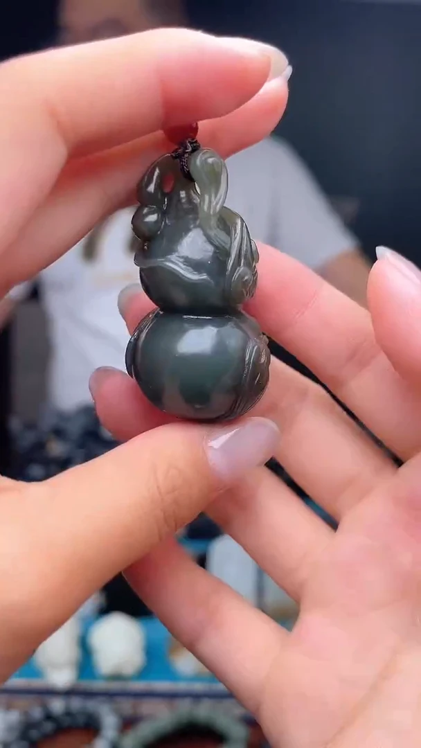 未镶嵌和田玉挂件1