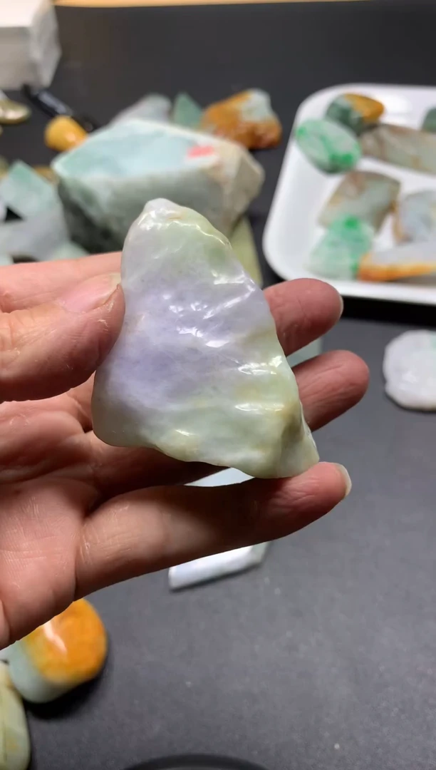 【闪购商品】翡翠颈饰未镶嵌天然货翡翠A货