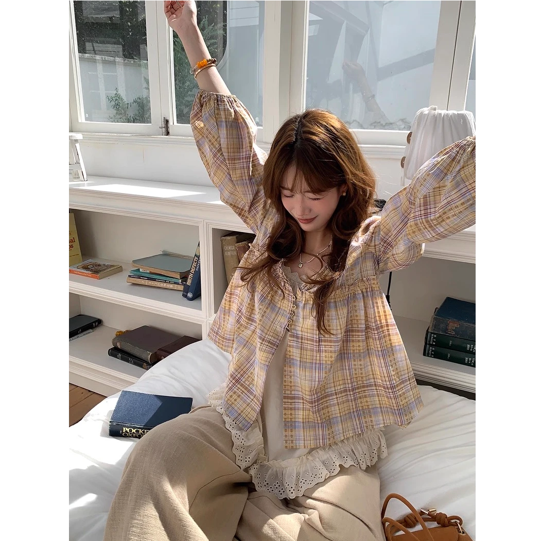 『百分甜茶』减龄V领A摆衬衫&仿麻花边吊带套装Y1299