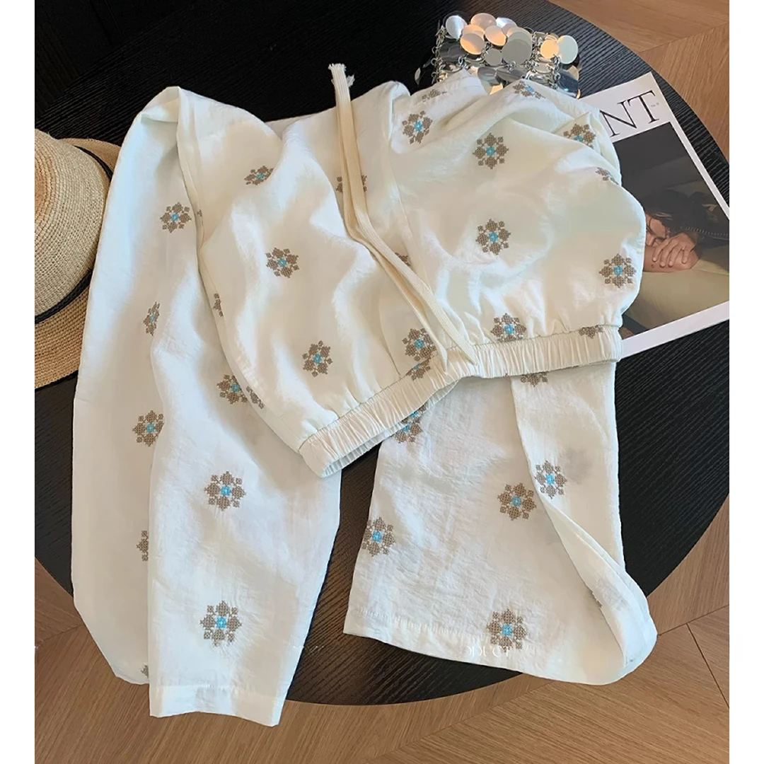 新中式撞色刺绣阔腿休闲裤女夏季新款梨形身材宽松显瘦直筒九分裤